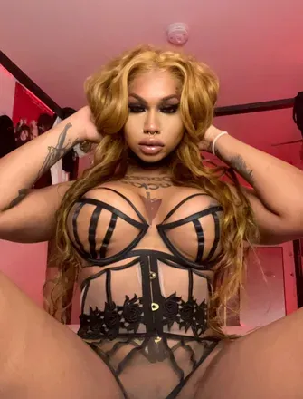 OnlyFans cuenta luckiesuniverse avatar 1