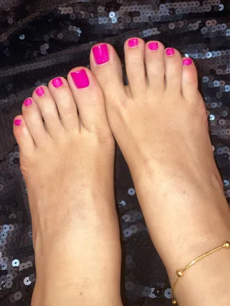 OnlyFans cuenta sweetfeetlover69 header 2