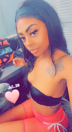 OnlyFans cuenta que_bella avatar 1