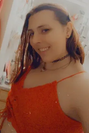 OnlyFans cuenta scarlet_nerd4 avatar 1