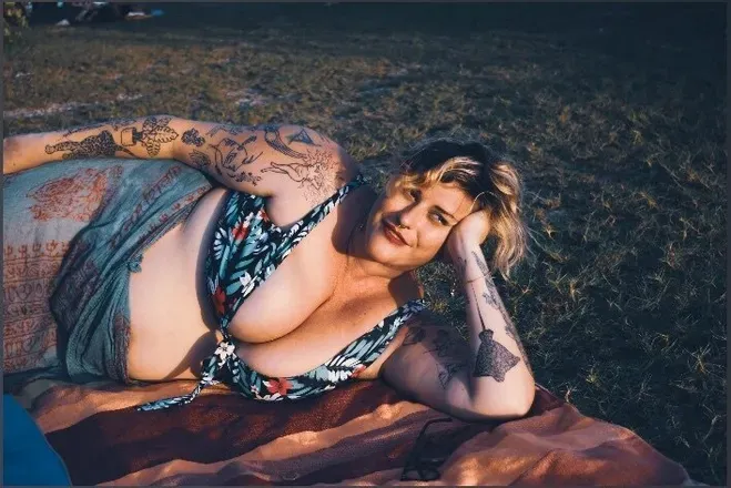 OnlyFans cuenta caricia_cinema header 2