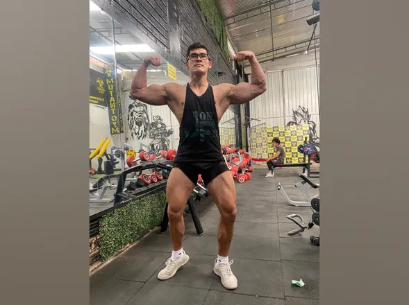 OnlyFans cuenta ztblue header 2