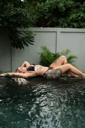 OnlyFans cuenta jasminjulietexclusive header 2