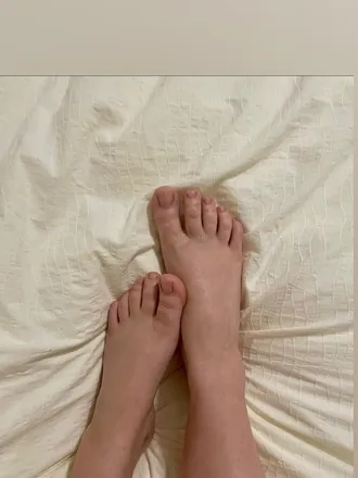 OnlyFans account  mysolesandtoes header 2