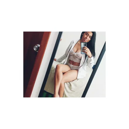 OnlyFans cuenta vivianh69 header 2
