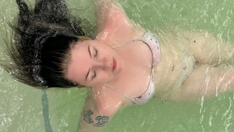 OnlyFans cuenta lewd_enigma header 2