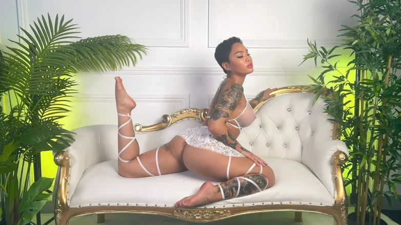 OnlyFans cuenta badgirls09 header 2