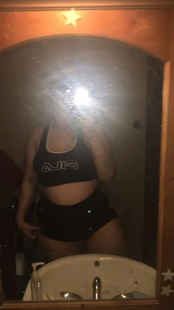 OnlyFans cuenta gummybear50 header 2