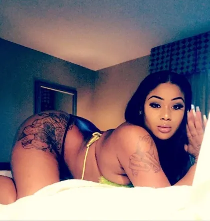 OnlyFans cuenta mulanmillian1111 header 2