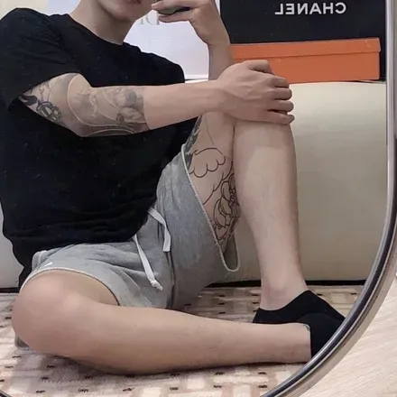 OnlyFans account  supermanboy1069 avatar 1