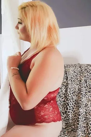OnlyFans cuenta lilmami98 header 2