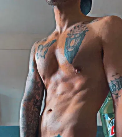 OnlyFans cuenta mikeybotie avatar 1