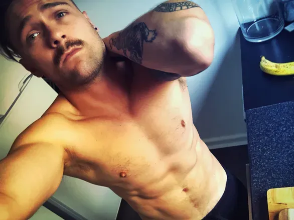 OnlyFans cuenta azhill avatar 1