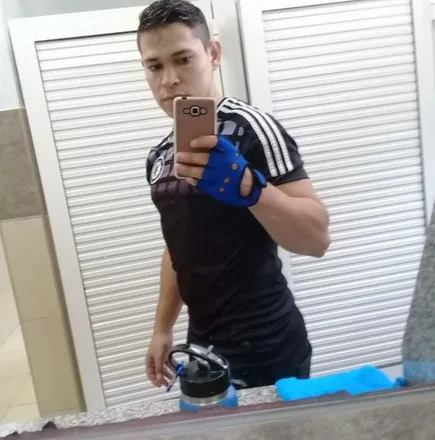 OnlyFans cuenta u122413947 header 2