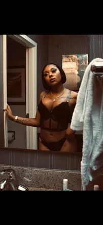 OnlyFans cuenta slimthick1994 header 2