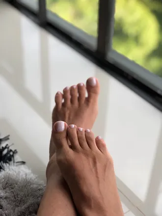 OnlyFans cuenta onlypicfeet header 2