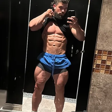 OnlyFans cuenta thadeus_james header 2