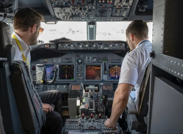 OnlyFans cuenta theflightattendant header 2