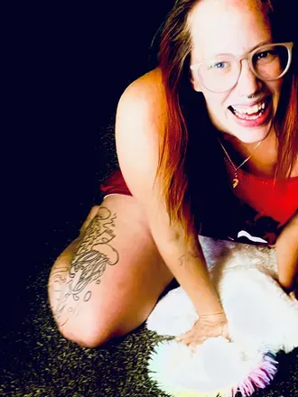 OnlyFans cuenta poisoned_blaze header 2