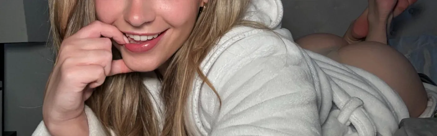 OnlyFans cuenta blondeybarbie header 2