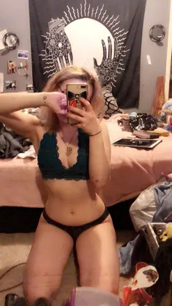 OnlyFans account  aleyabrown header 2