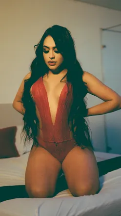 OnlyFans cuenta whitedoll header 2