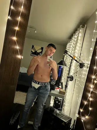 OnlyFans cuenta alexafterdark header 2