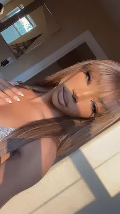 OnlyFans account  niviawolfe avatar 1