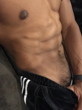 OnlyFans cuenta estebanbuka header 2