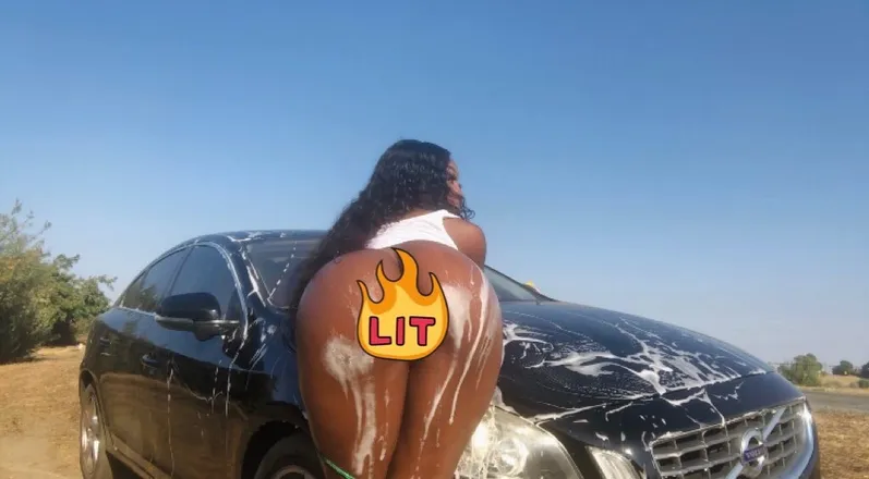 OnlyFans cuenta theerealsafarii header 2