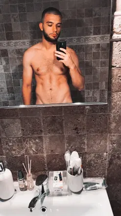 OnlyFans cuenta alfredo_ionut header 2