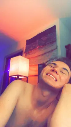 OnlyFans cuenta imaginativeleo avatar 1
