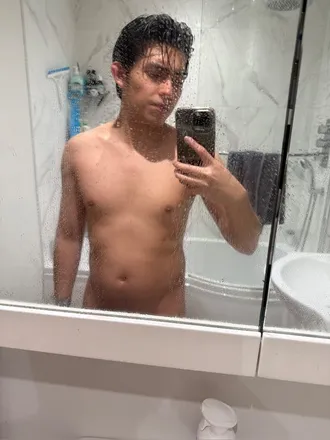 OnlyFans cuenta nicklatinbttm header 2