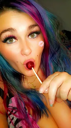 OnlyFans account  italianprincess563 header 2