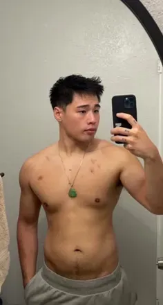 OnlyFans cuenta asianwithadadbod avatar 1