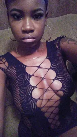 OnlyFans cuenta luxxlovlyz3043 avatar 1