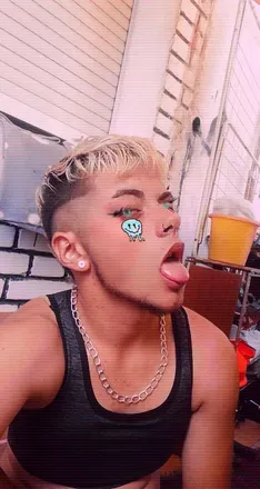 OnlyFans cuenta littlebich23 avatar 1