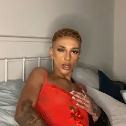 OnlyFans cuenta hungfemrammy avatar 1