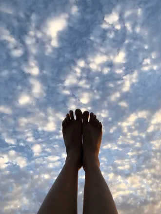 OnlyFans cuenta meet.my.cute.feet header 2