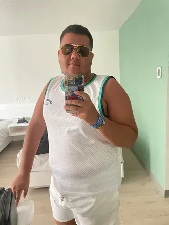 OnlyFans cuenta zurdolike header 2