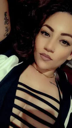 OnlyFans account  mora95 avatar 1