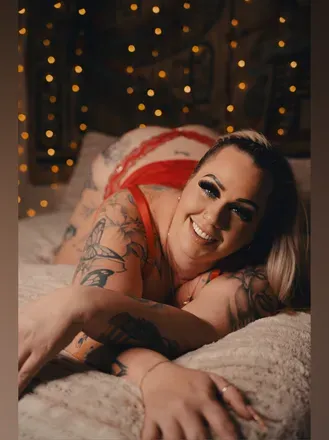 OnlyFans cuenta whitecocoa18 header 2