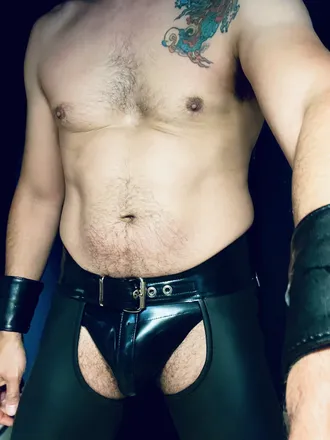 OnlyFans cuenta greedy-riders header 2