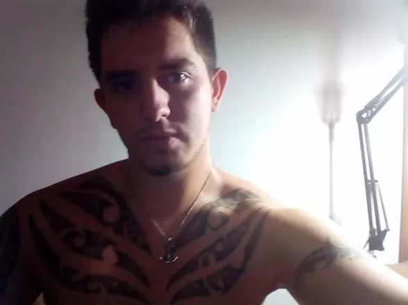 OnlyFans cuenta dimitry19 header 2