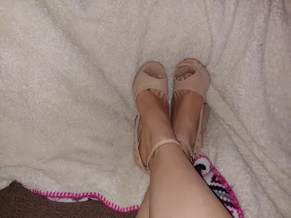 OnlyFans cuenta toetally_awesome avatar 1
