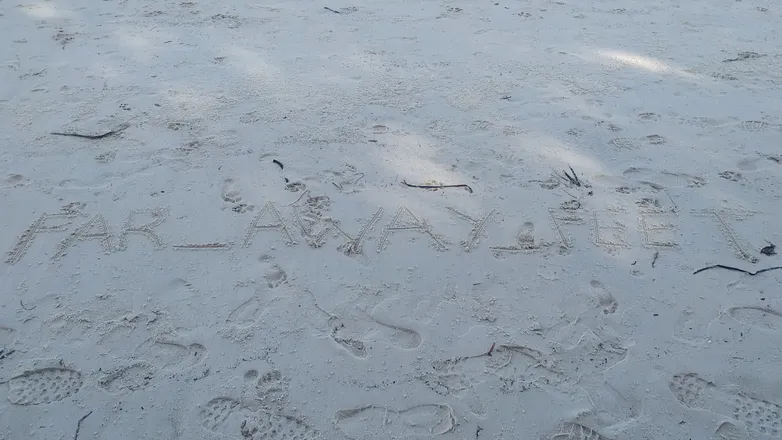 OnlyFans cuenta farawayfeet header 2