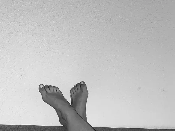 OnlyFans cuenta feetinthesheets2215 avatar 1
