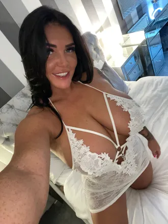 OnlyFans cuenta emmaleigh_content header 2