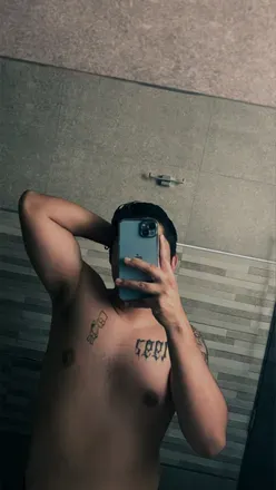 OnlyFans cuenta elluiz7u7 avatar 1