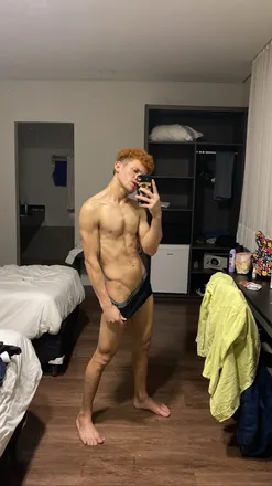 OnlyFans cuenta mycahael header 2